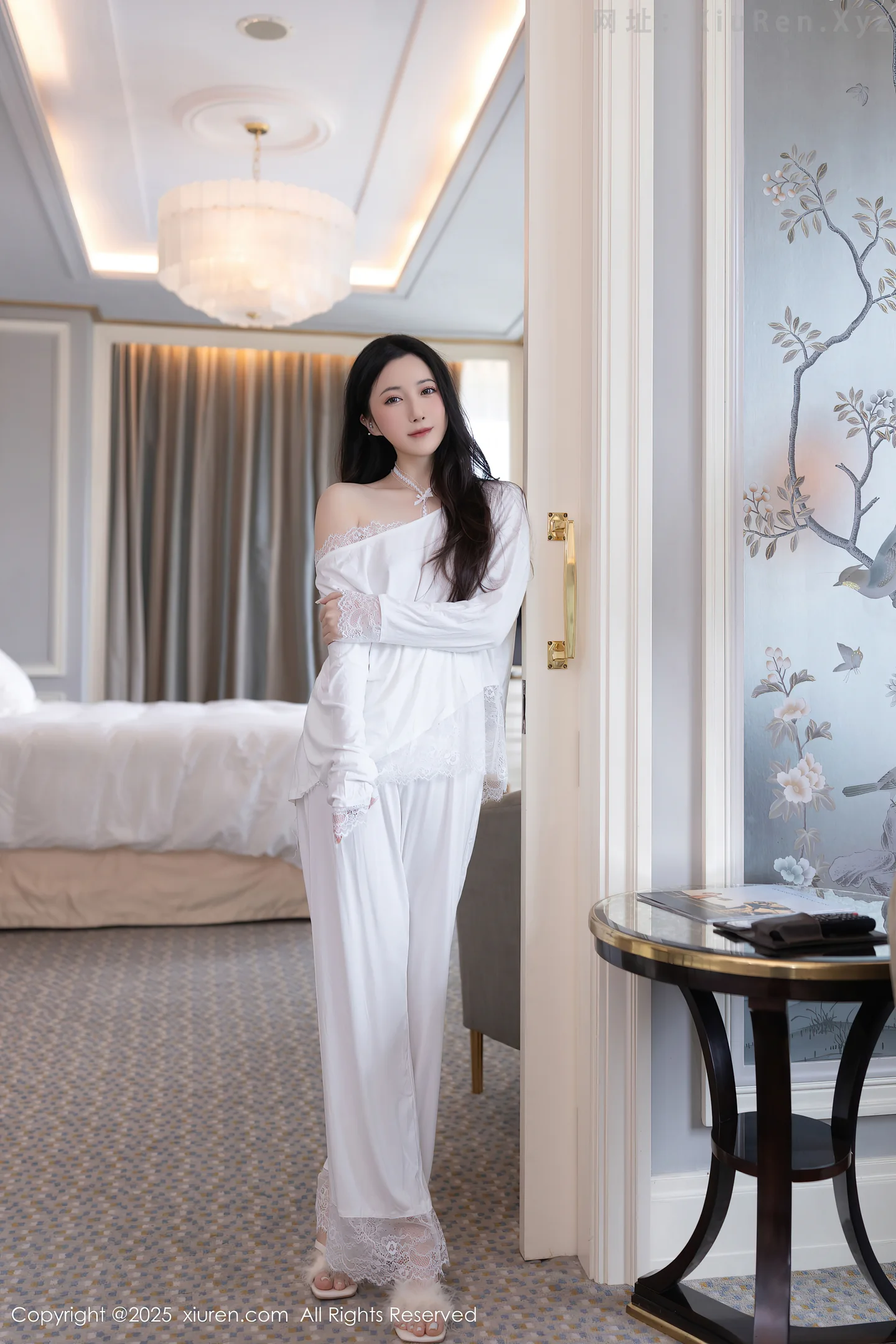 图片[3]-[XiuRen秀人网] VOL.10445 模特鱼子酱Fish性感白色连衣裙露白色内衣秀曼妙身材诱惑写真81P-秀人网官方网站